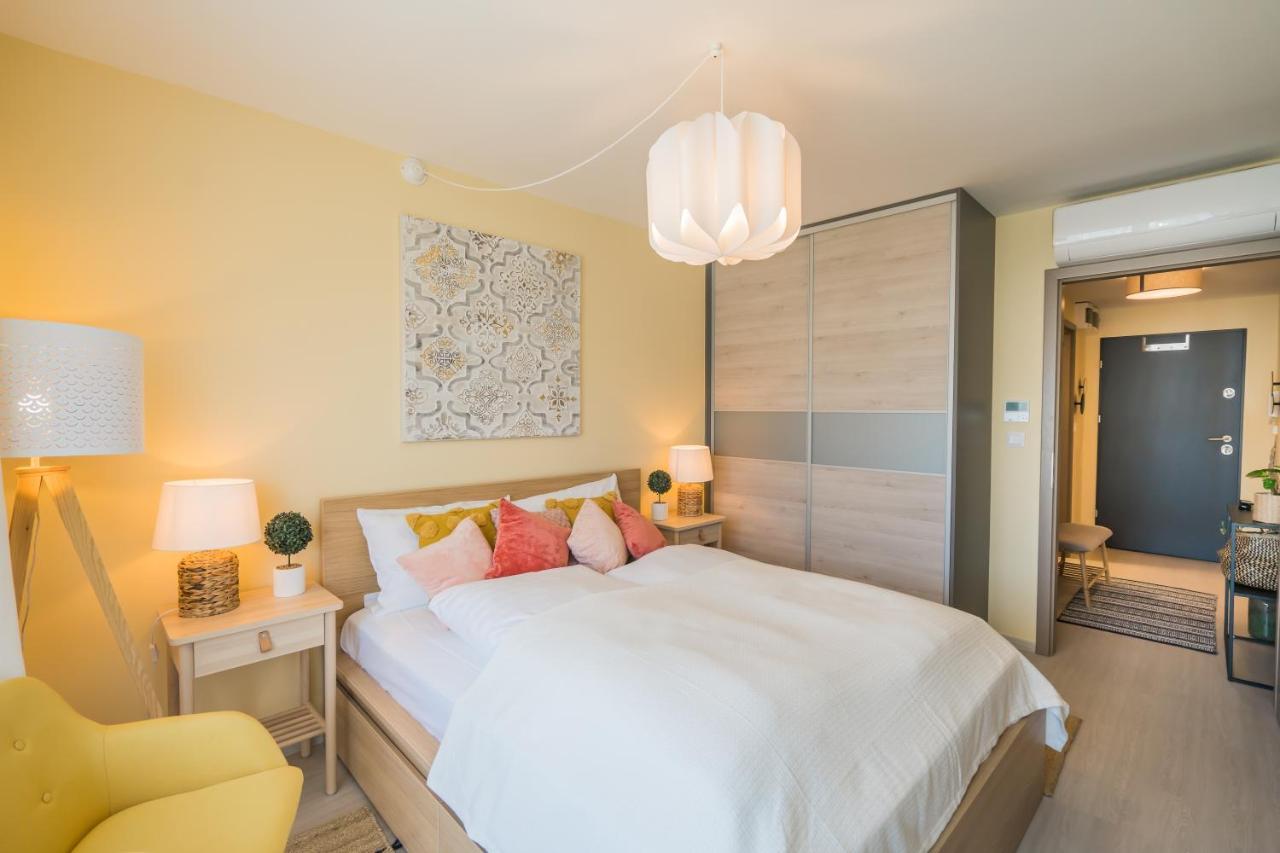 Mf Adriana Panorama Apartment Siófok Zewnętrze zdjęcie